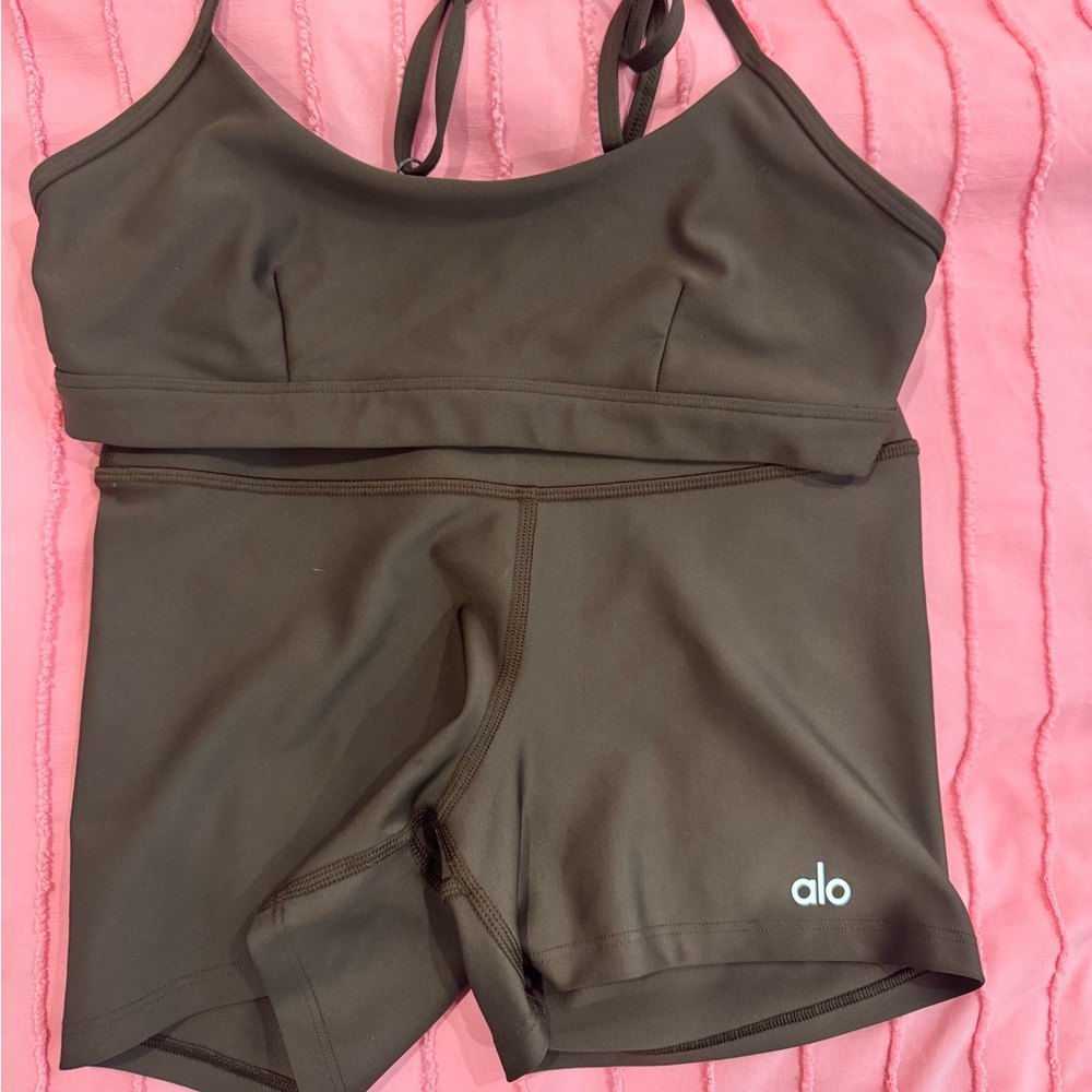 Alo workout set - espresso color